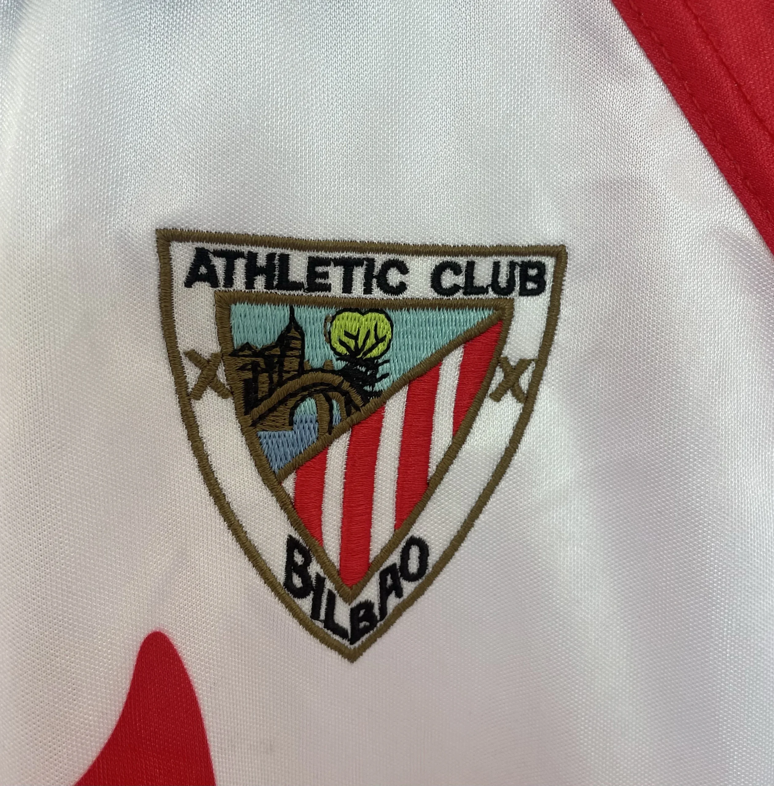Athletic Bilbao Retrowelle Trikot - Athletic Bilbao Trikot Retrowelle | trikotfussballshop