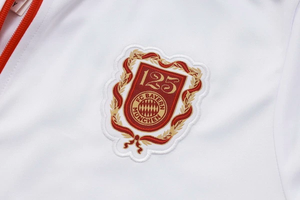 Trikot 2025 2026 - Bayern München Trainingsanzug | trikotfussballshop