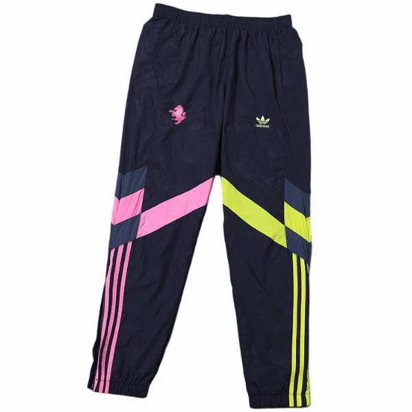 Trikot 2024 2025 - Juventus Trainingsanzug | trikotfussballshop
