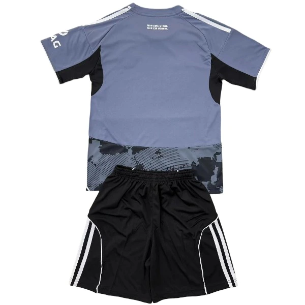 Eintracht Frankfurt Set 2025 2026 - Heimtrikot Eintracht Frankfurt | trikotfussballshop