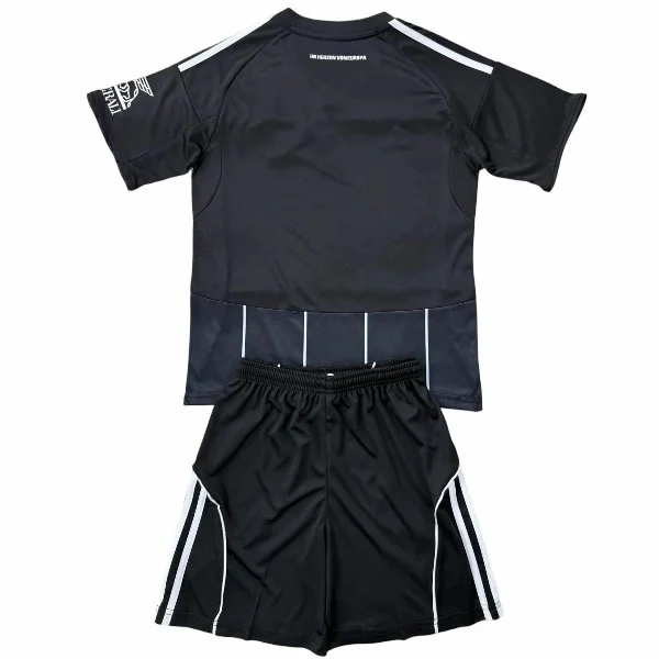 Eintracht Frankfurt Set 2025 2026 - Heimtrikot Eintracht Frankfurt | trikotfussballshop
