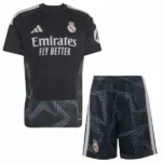 Real Madrid Kinder Set 2026 2027 Schwarz - Real Madrid Kinder Günstig | trikotfussballshop